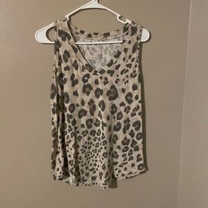 24/7 Leopard Top